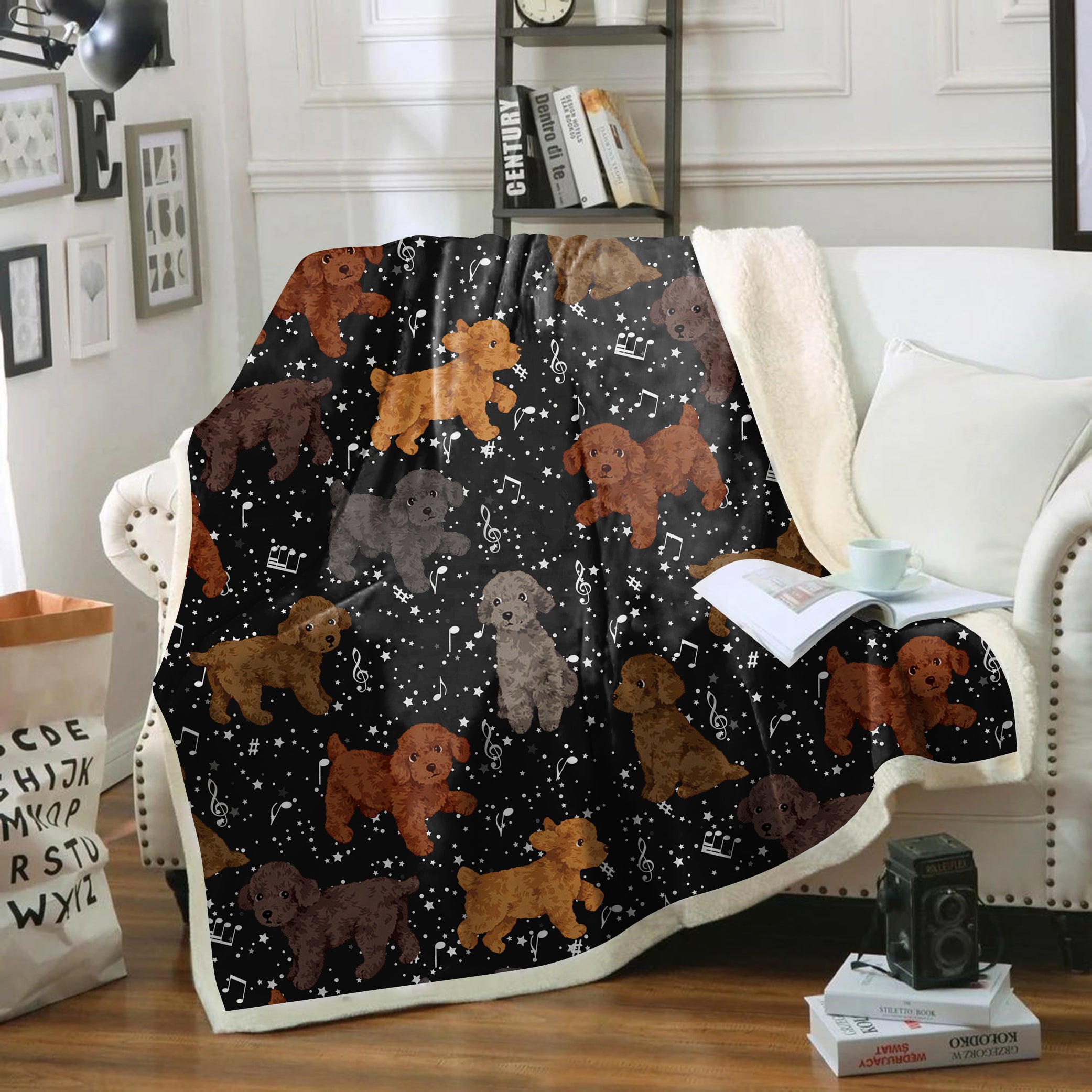 Poodle Parade Quilted Blanket NCU0NT558