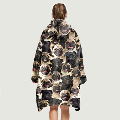 Warm Winter With Pugs - Fleece Blanket Hoodie