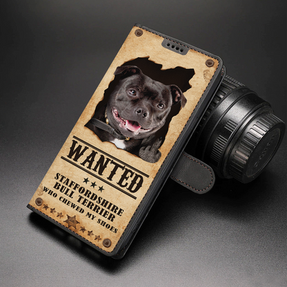 Staffordshire Bull Terrier gesucht – Fun Wallet Handyhülle V1