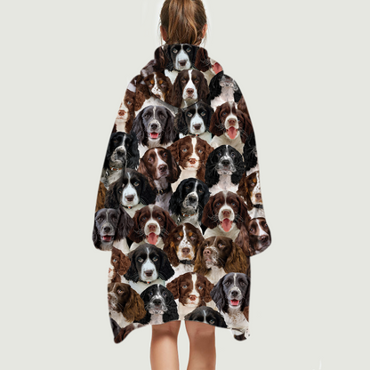 Warm Winter With English Springer Spaniels - Fleece Blanket Hoodie