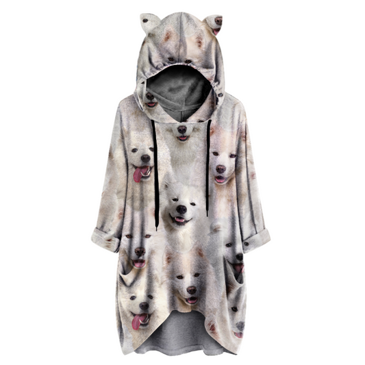A Bunch Of Samoyeds - Hoodie With Ears V1