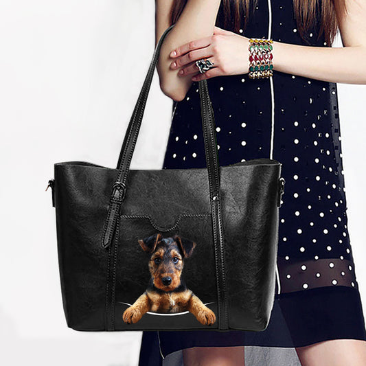 Airedale Terrier Einzigartige Handtasche V2