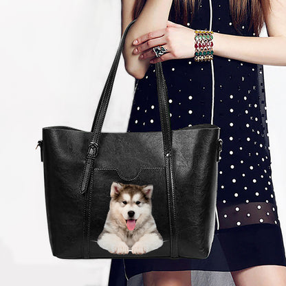 Alaskan Malamute Unique Handbag V1