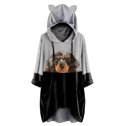 Kannst du mich jetzt sehen - Dapple Dachshund Hoodie mit Ohren V1