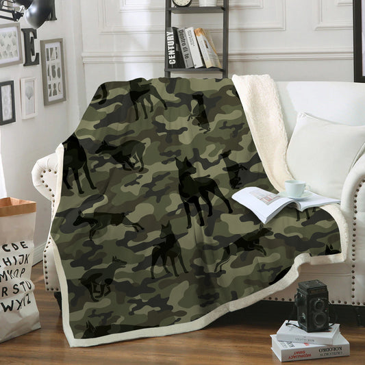 Couverture camouflage Doberman V1