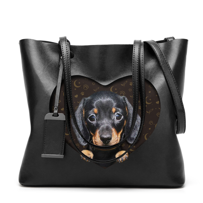 I Know I'm Cute - Dachshund Glamour Handbag V1