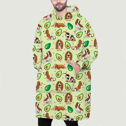 I Love Avocados - Basset Hound Fleece Blanket Hoodie