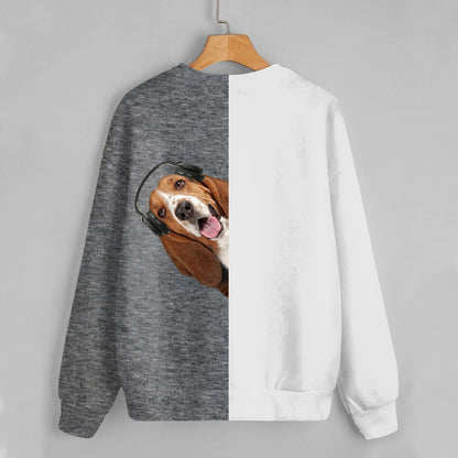 Funny Happy Time - Basset Hound Sweatshirt V2