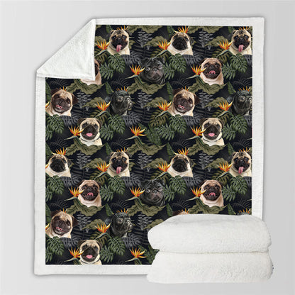 Pug - Colorful Blanket V2