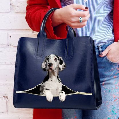 Réduisez le stress au travail avec un dogue allemand - Sac à main de luxe V1