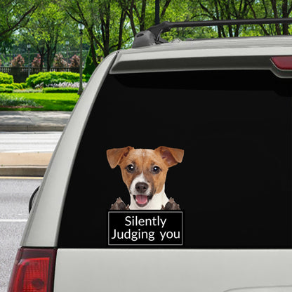 Silently Judging You – Jack Russell Terrier Auto-/Tür-/Kühlschrank-/Laptop-Aufkleber V1