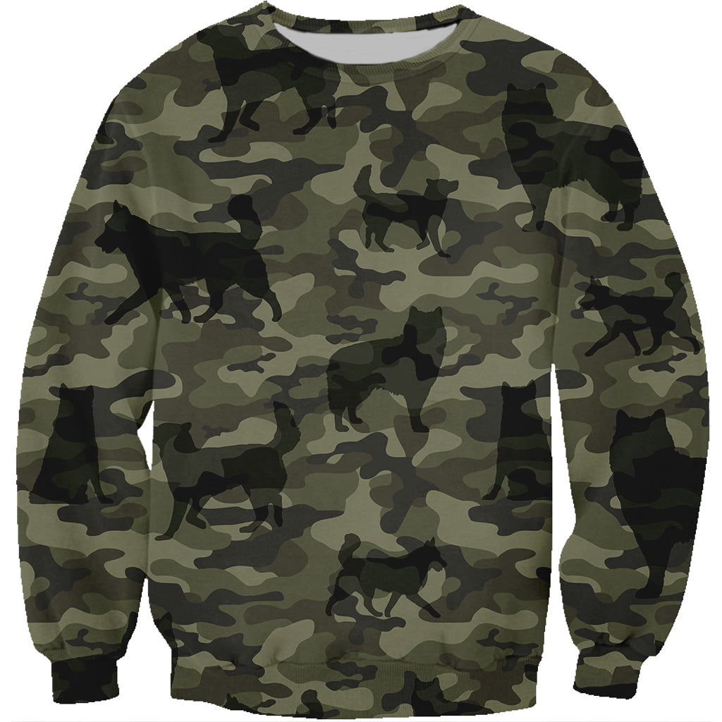 Street Style With Alaskan Malamute Camo Sweatshirt V1