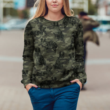 Street Style avec sweat-shirt camouflage berger australien V1