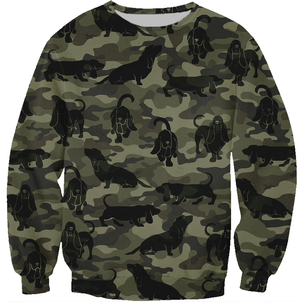 Street Style mit Basset Hound Camo Sweatshirt V1