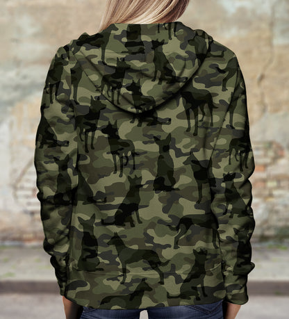 Street Style avec sweat à capuche camouflage belge Malinois V1