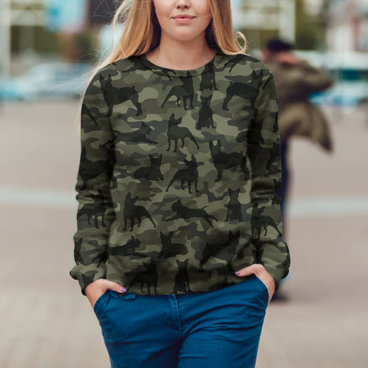 Street Style avec sweat-shirt camouflage Boston Terrier V1
