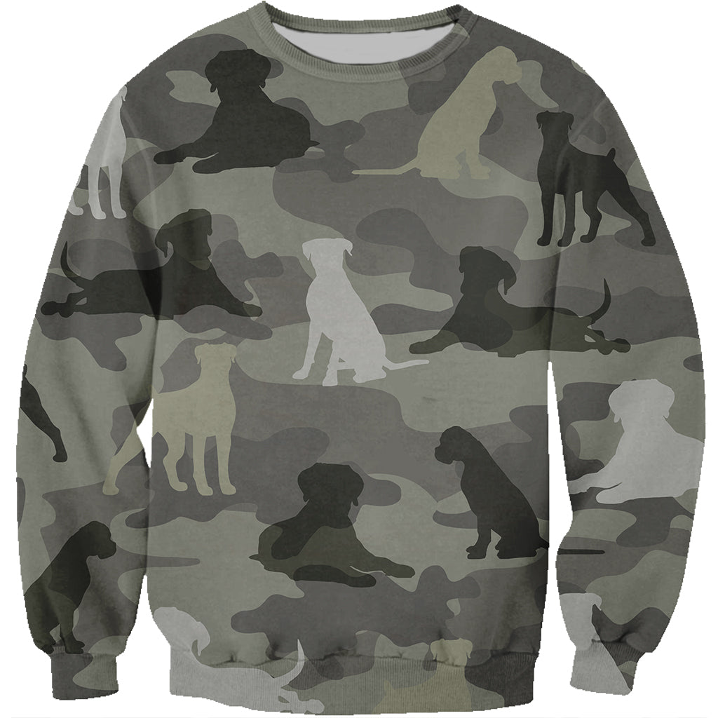Street Style mit Boxer-Camouflage-Sweatshirt V4