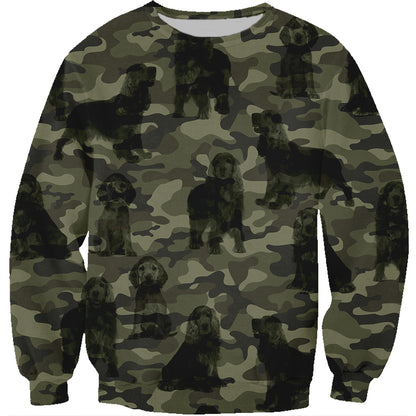 Street Style mit English Cocker Spaniel Camo Sweatshirt V1