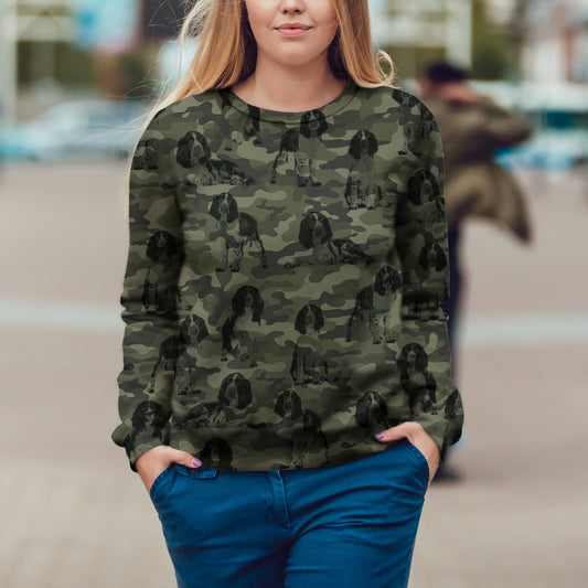 Street Style avec sweat-shirt camouflage Springer Spaniel anglais V1
