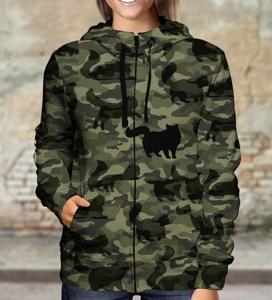 Street Style avec sweat à capuche camouflage chat persan V1