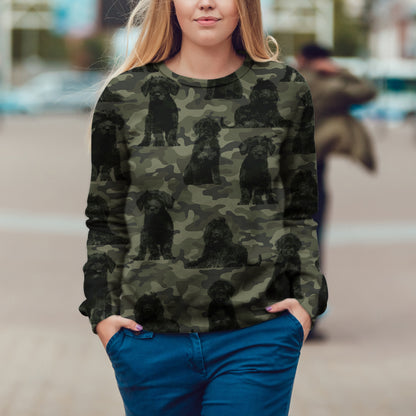 Street Style avec sweat-shirt camouflage à l'eau portugaise V1