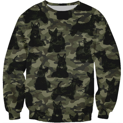 Street Style avec sweat-shirt camouflage Scottish Terrier V1