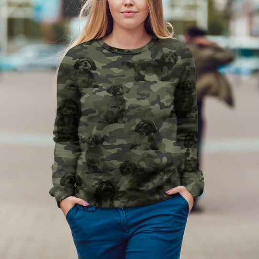 Street Style avec sweat-shirt camouflage Shih Tzu V1