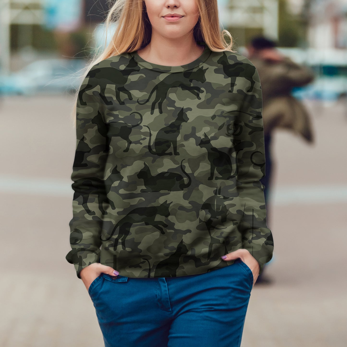 Street Style avec sweat-shirt camouflage chat Sphynx V1