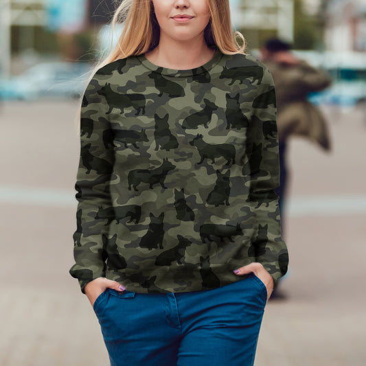 Street Style avec sweat-shirt camouflage Welsh Corgi V1