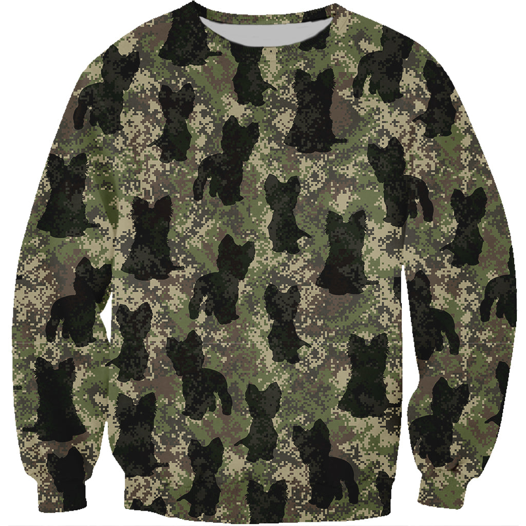 Street Style mit Yorkshire Terrier Camo Sweatshirt V3