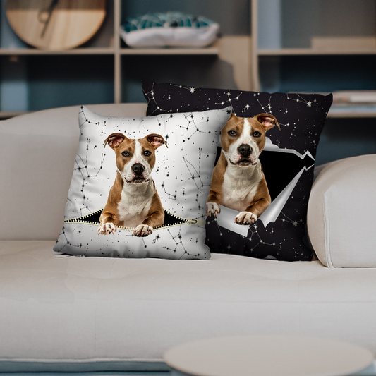 Sie stehlen Ihre Couch – American Staffordshire Terrier Kissenbezüge V1 (2er-Set)