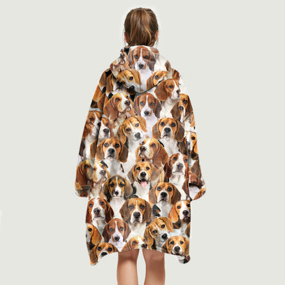 Warm Winter With Beagles - Fleece Blanket Hoodie