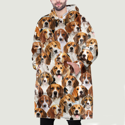 Warm Winter With Beagles - Fleece Blanket Hoodie