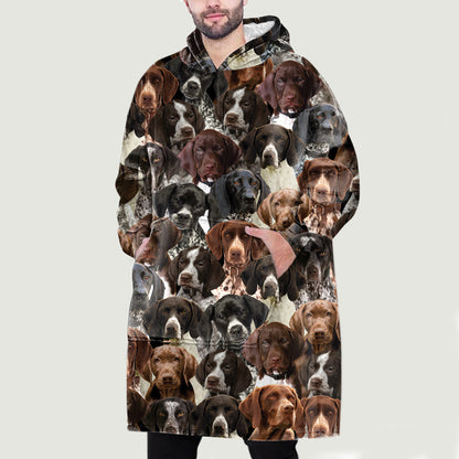 Warm Winter With German Shorthaired Pointers - Fleece Blanket Hoodie