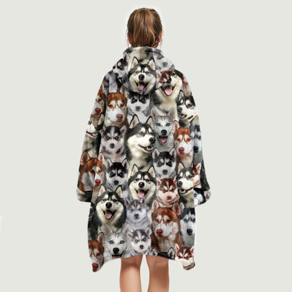 Warm Winter With Huskies - Fleece Blanket Hoodie