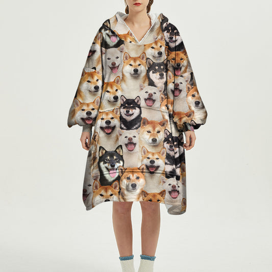 Warmer Winter mit Shiba Inus – Fleece-Decke-Hoodie