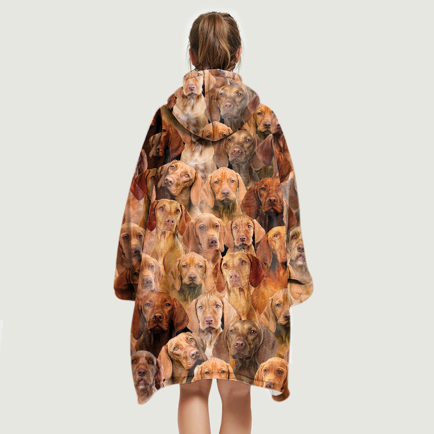 Warm Winter With Vizslas - Fleece Blanket Hoodie