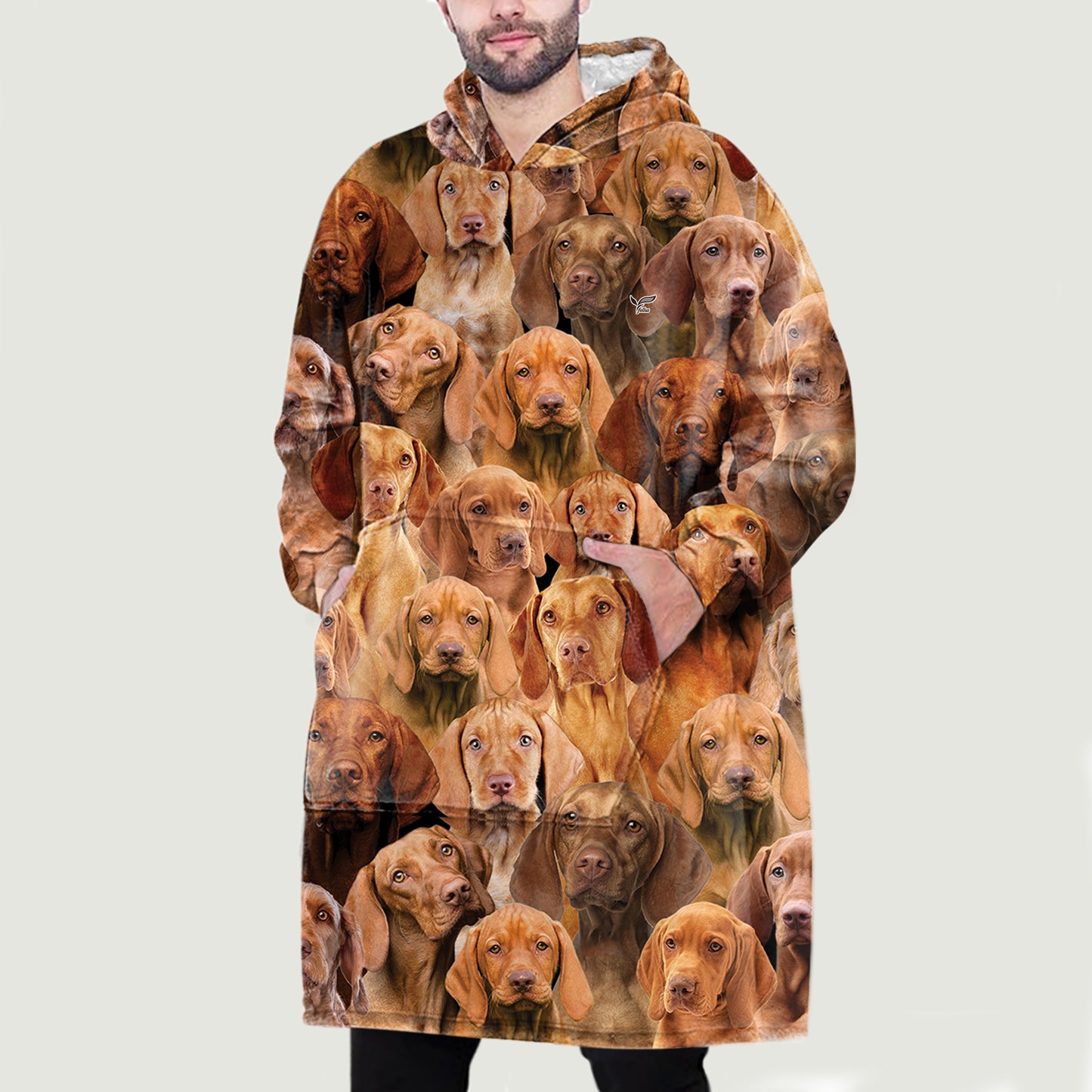 Warm Winter With Vizslas - Fleece Blanket Hoodie