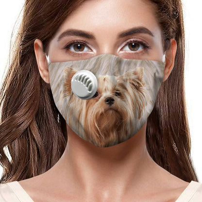Masque F Yorkshire Terrier V1