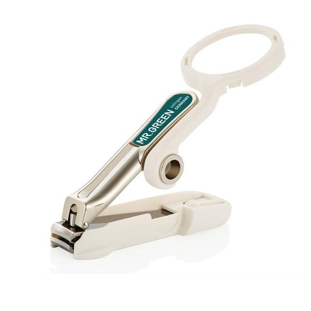 MG Nail Clipper With Magnifying Glass